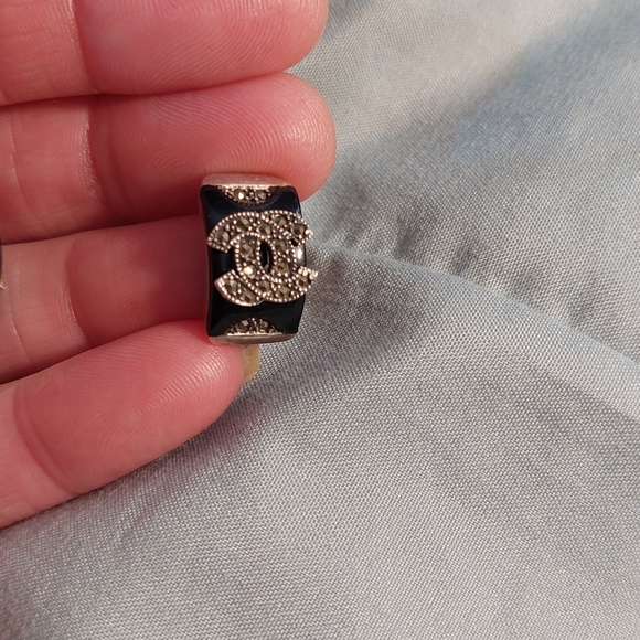 Channel real stealing silver earings.added more pictures.ALL MOST TIME 2 GO - Picture 2 of 8